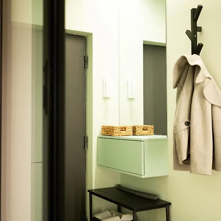 Urban Park - 2 Bedroom Apartment, Near Tineretului Park & Sala Polivalenta - Metro, Self Check-in Bucharest