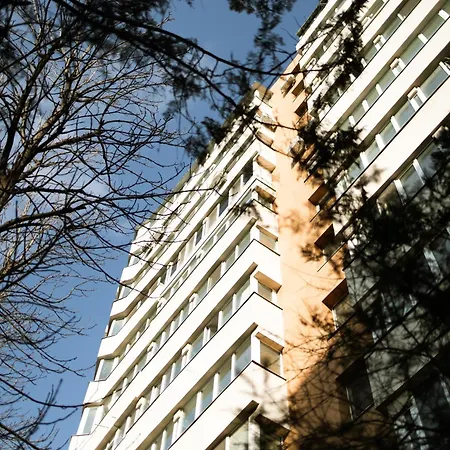 Urban Park - 2 Bedroom Apartment, Near Tineretului Park & Sala Polivalenta - Metro, Self Check-in Apartment *