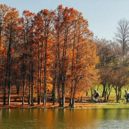 Urban Park - 2 Bedroom Apartment, Near Tineretului Park & Sala Polivalenta - Metro, Self Check-in *